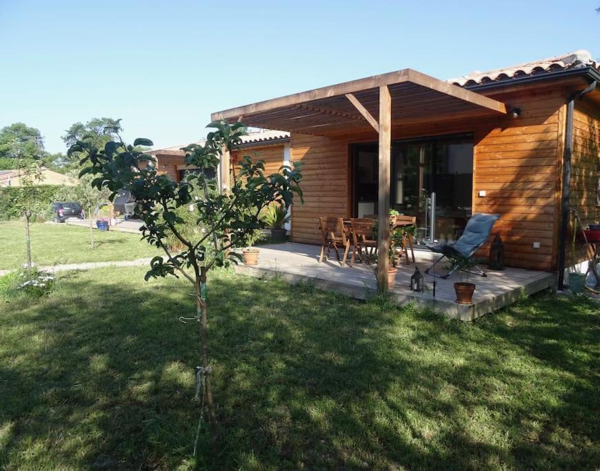 Beau 2 Pieces Avec Jardin Dans Villa A Mougins. 外观 照片